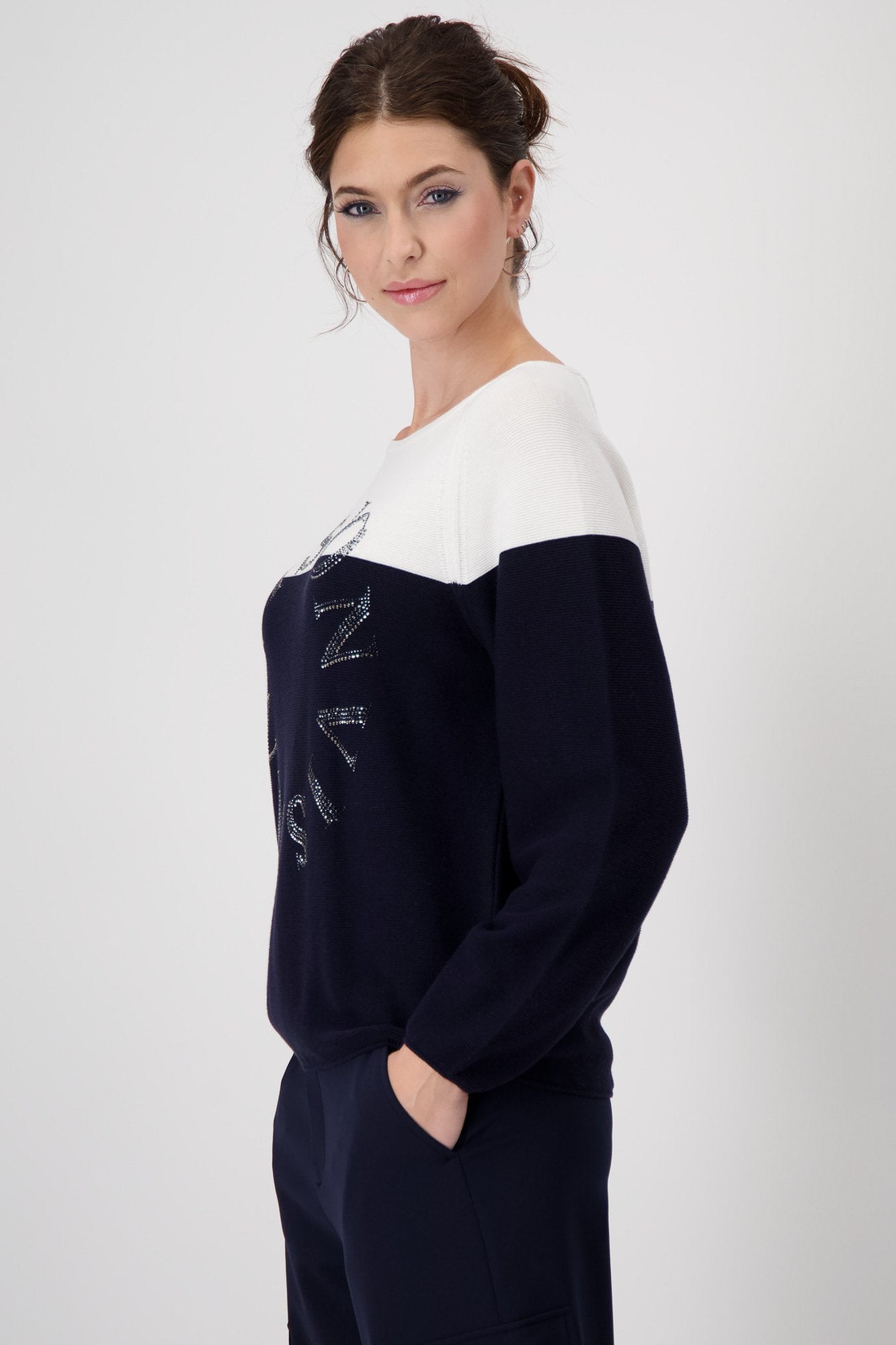 NavyWhite