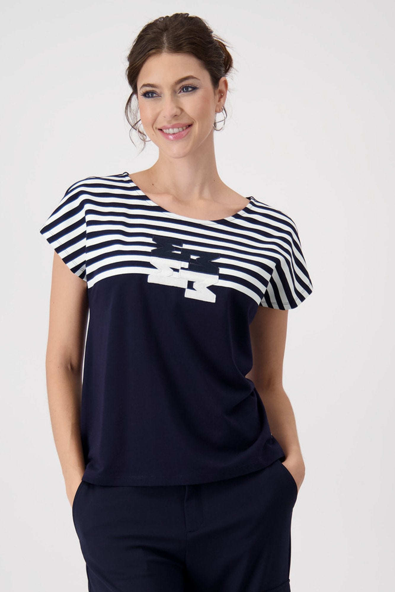 NavyWhite