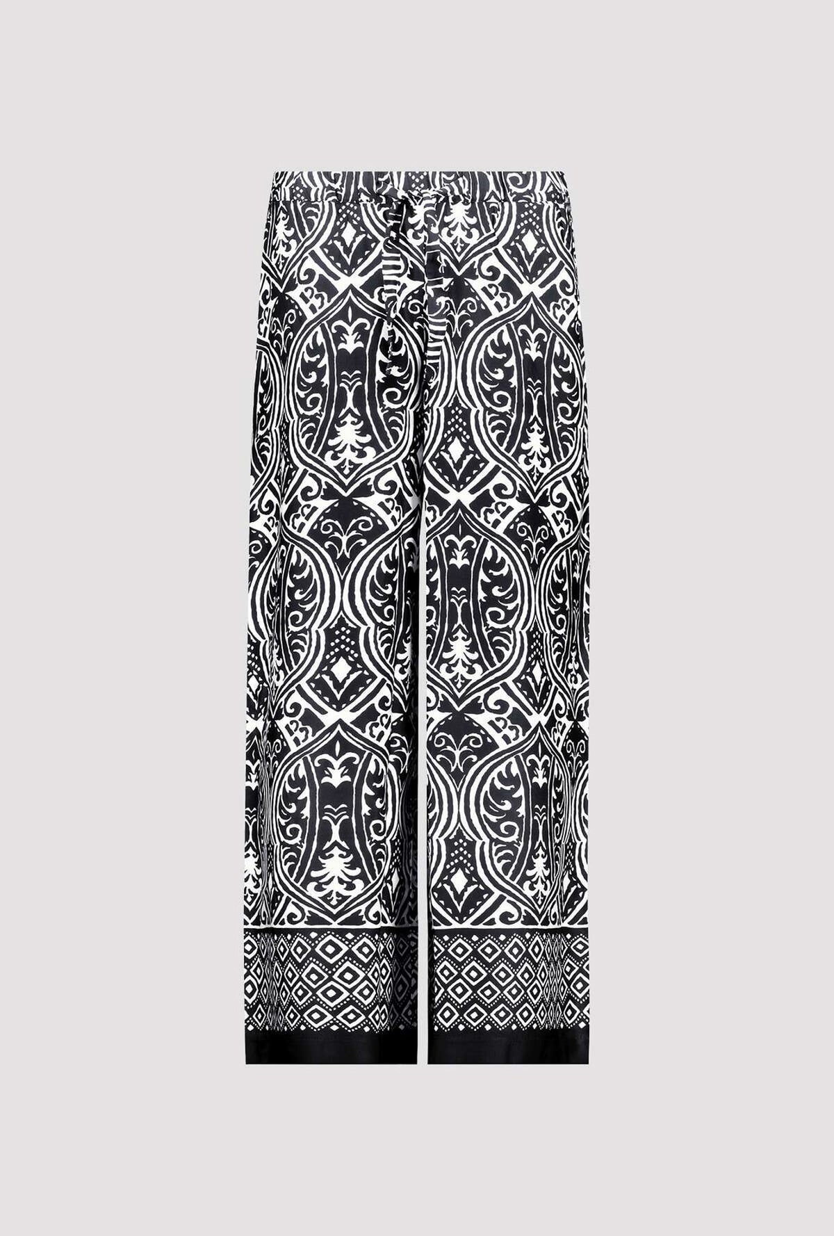 Blk White