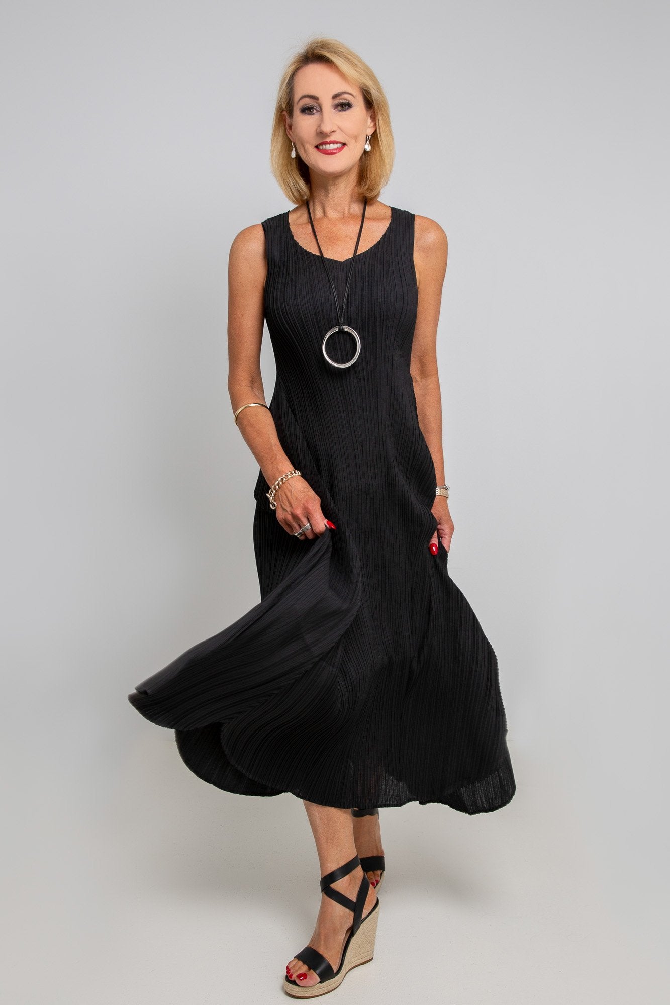 estrella maxi dress in black DRESS ESTRELLA LONG AD1072L – Roxanne Fashions